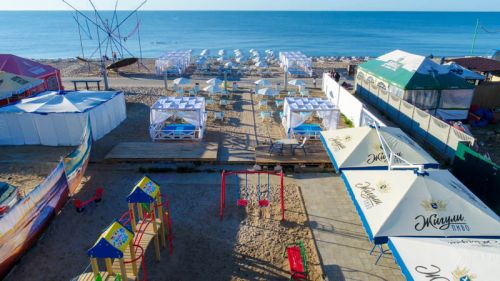 Территория отеля Гранд Море в Затоке