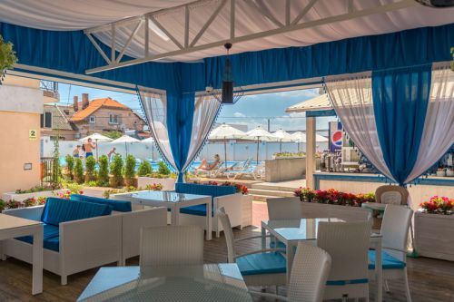 Ресторан Гранд Море в центре Затоки